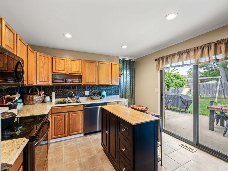 1263 Gettysburg Drive, Troy, OH 45373 Photo 12