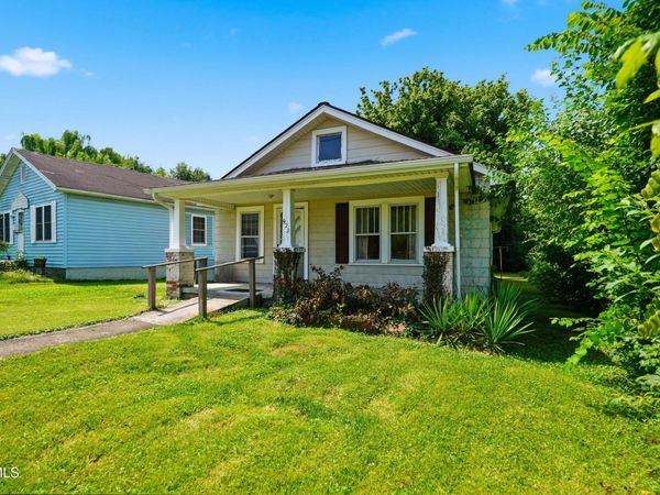 923 Elizabeth Street, Kingsport, TN 37660