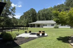 1090 Winding Pond Road photo 4