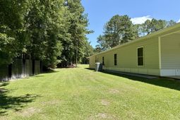 1090 Winding Pond Road photo 4
