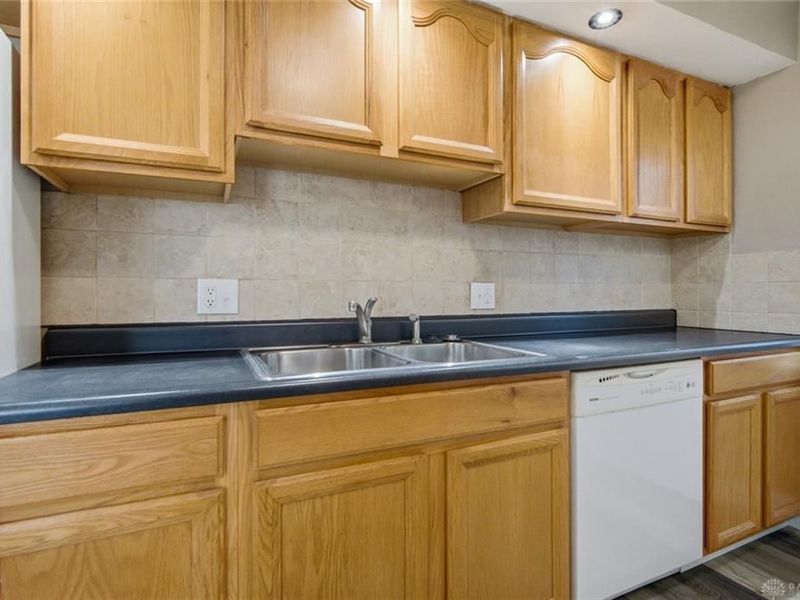 3405 Cleveland Avenue, Dayton, OH 45410 Photo 21