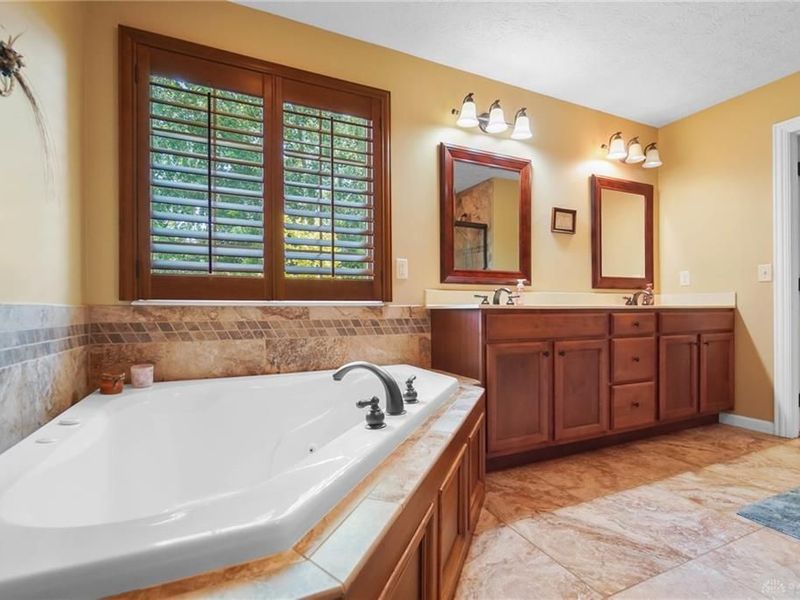 10927 Cold Spring Drive, Unit 205, Washington Township, OH 45458 Photo 36