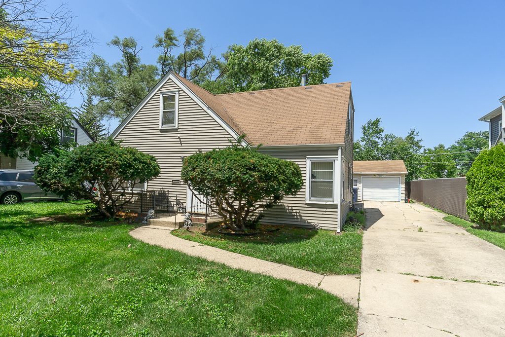 124 Westward Ho Drive, Northlake, IL 60164 Main Photo