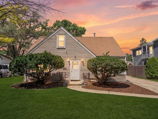 124 Westward Ho Drive , Northlake, IL 60164