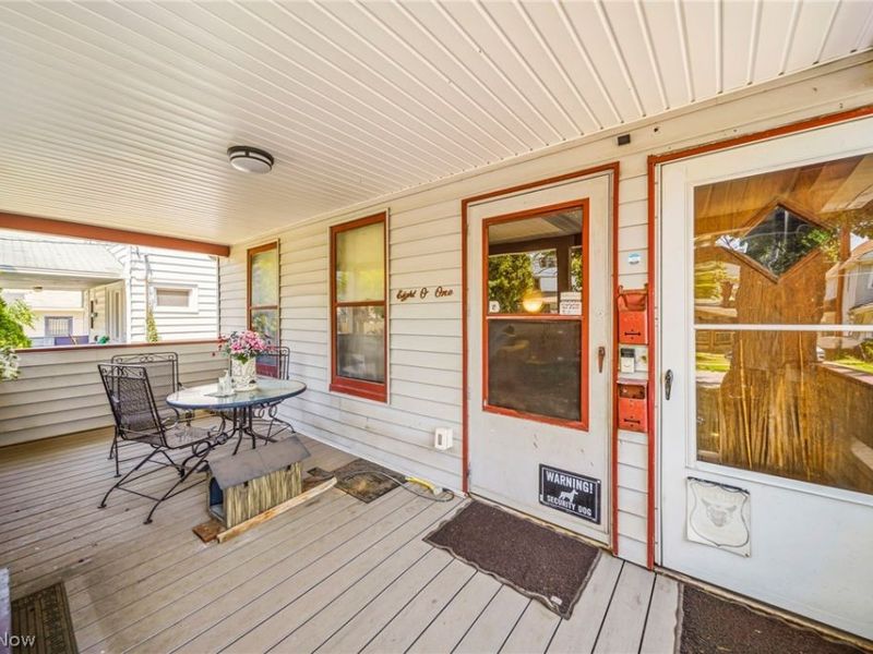 801 E 157 Street, Cleveland, OH 44110 Photo 3