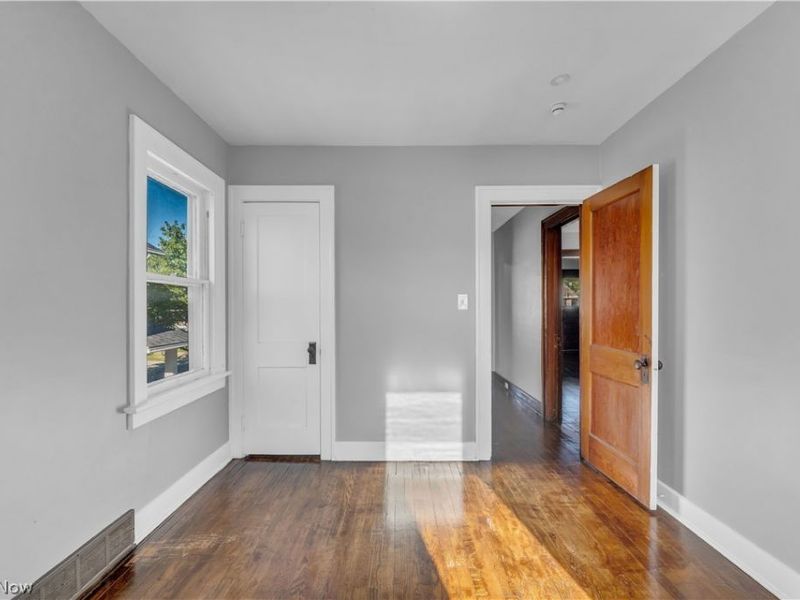 4453 W 48th Street, Unit 2/UP, Cleveland, OH 44144 Photo 12