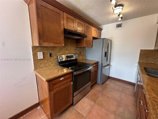 4990 NW 97th Pl , Unit 314, Doral, FL 33178
