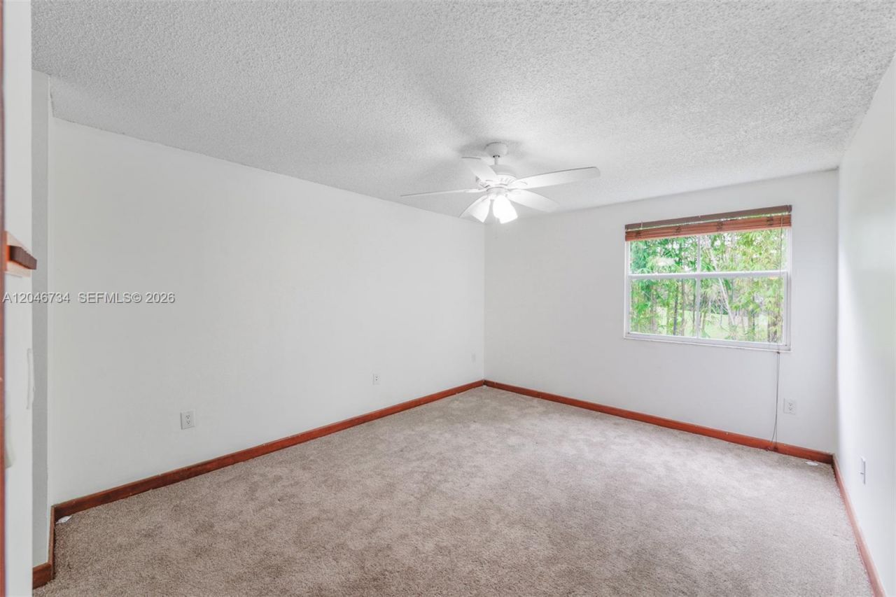 4990 NW 97th Pl , Unit 314, Doral, FL 33178 Photo