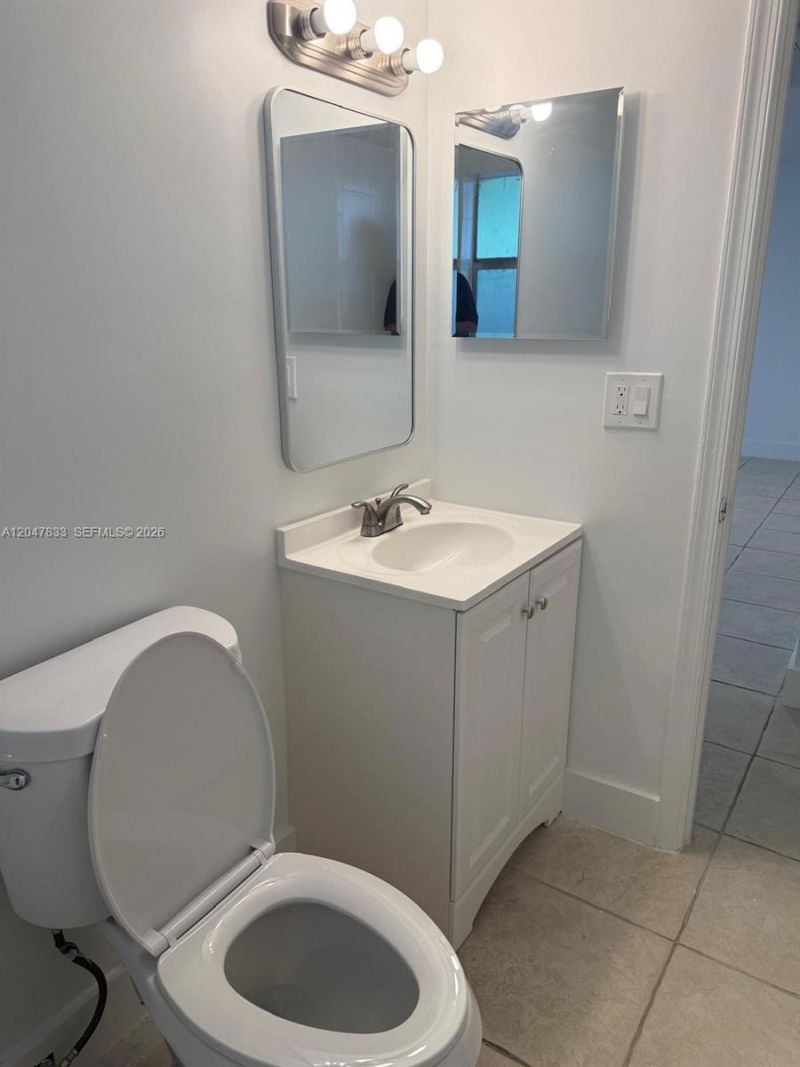 10116 Twin Lakes Dr , Unit 11-C, Coral Springs, FL 33071 Photo