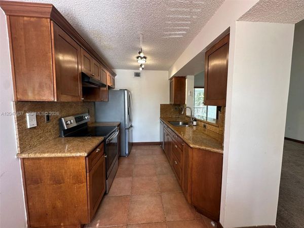 4990 NW 97th Pl , Unit 314, Doral, FL 33178