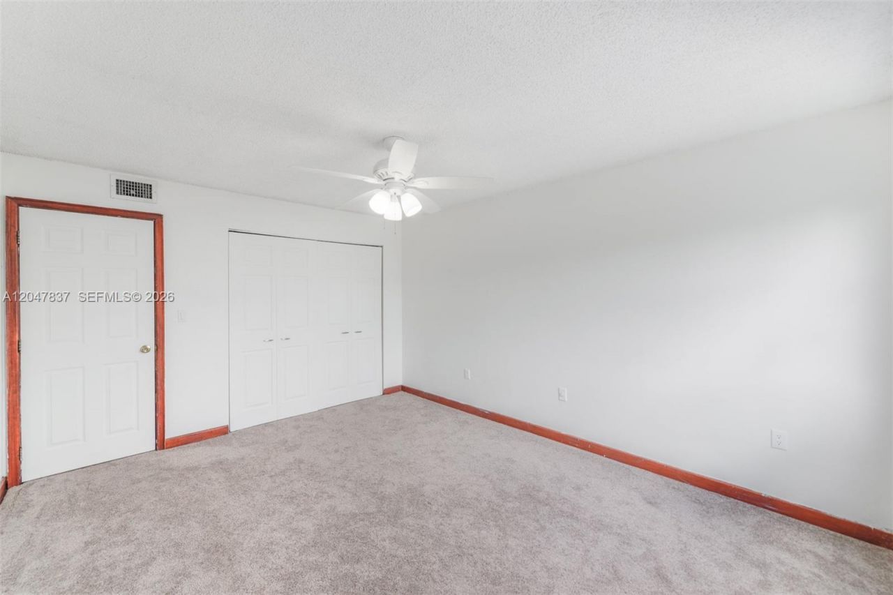 4990 NW 97th Pl , Unit 314, Doral, FL 33178 Photo