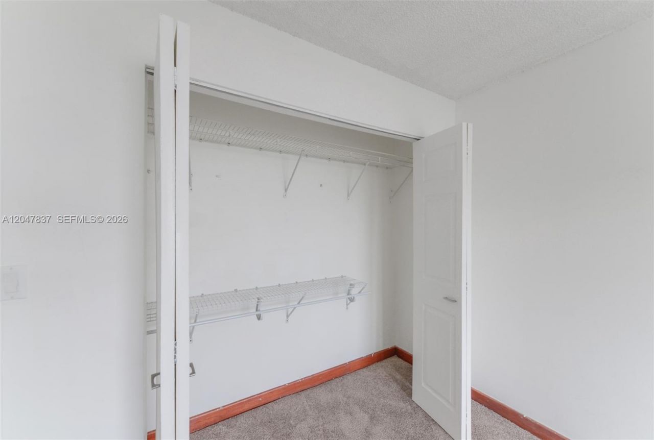 4990 NW 97th Pl , Unit 314, Doral, FL 33178 Photo