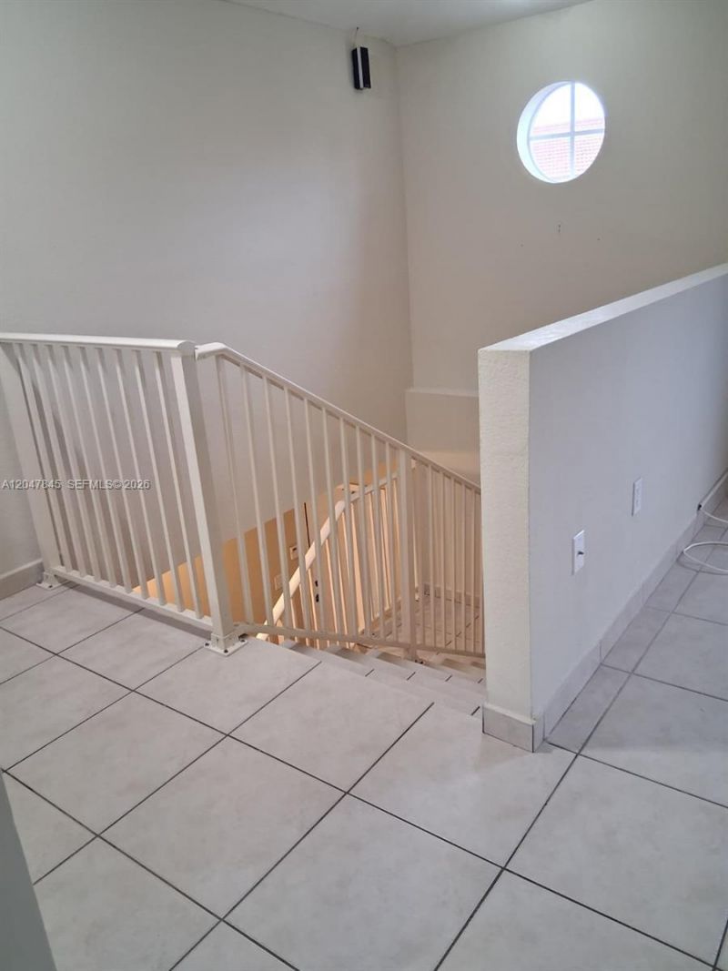 17318 NW 74th Ave, Unit 202, Hialeah, FL 33015 Photo