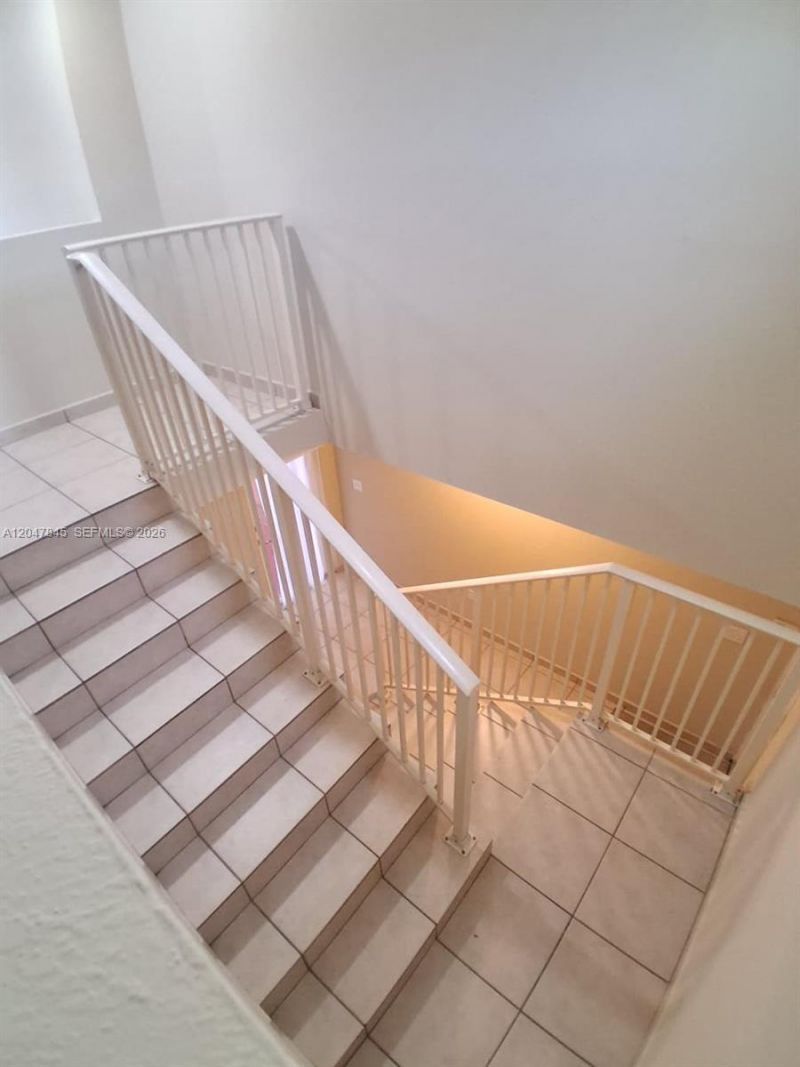 17318 NW 74th Ave, Unit 202, Hialeah, FL 33015 Photo