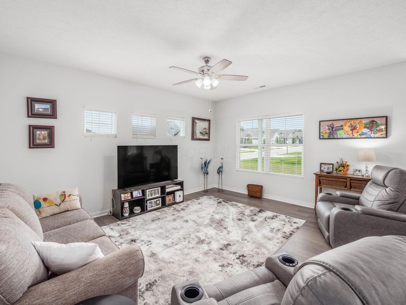 485 Ashley Drive, Plain City, OH 43064 Photo 4