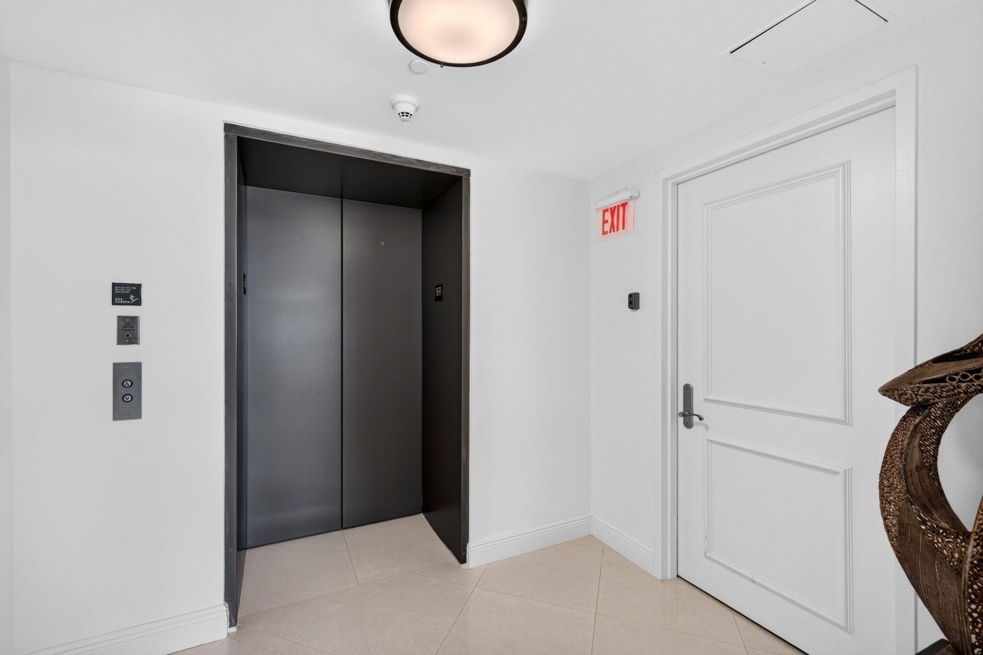 101 S Fort Lauderdale Beach Boulevard, Unit 1606, Fort Lauderdale, FL 33316 Photo