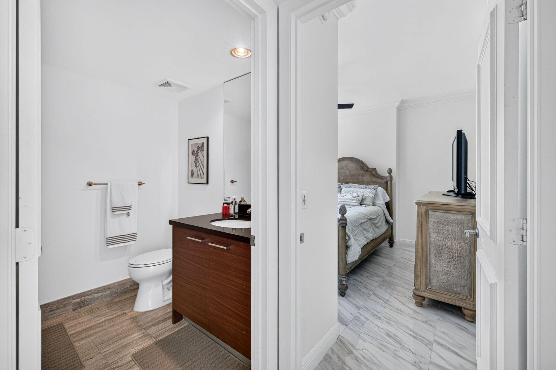 101 S Fort Lauderdale Beach Boulevard, Unit 1606, Fort Lauderdale, FL 33316 Photo