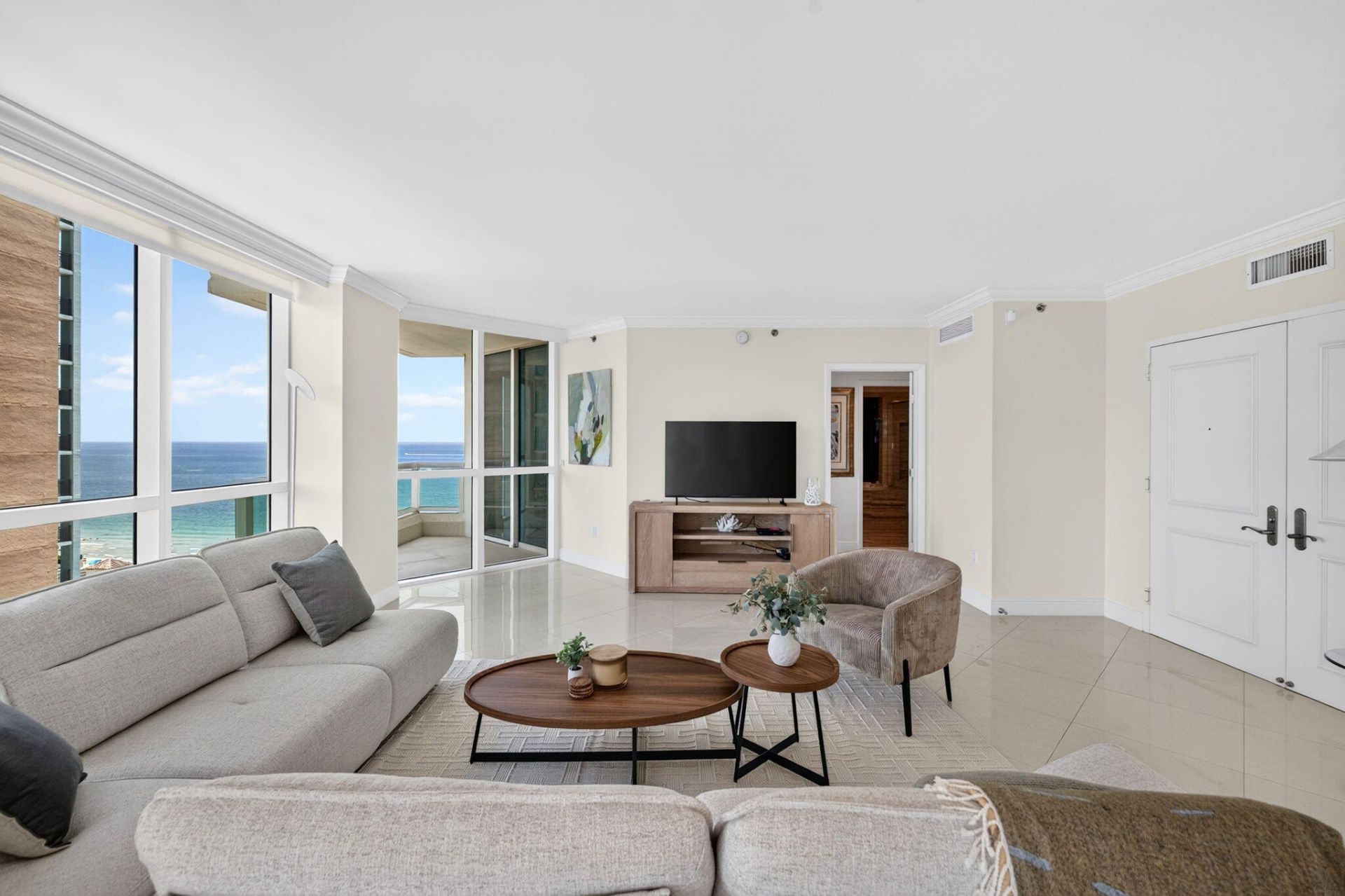 101 S Fort Lauderdale Beach Boulevard, Unit 1606, Fort Lauderdale, FL 33316 Photo