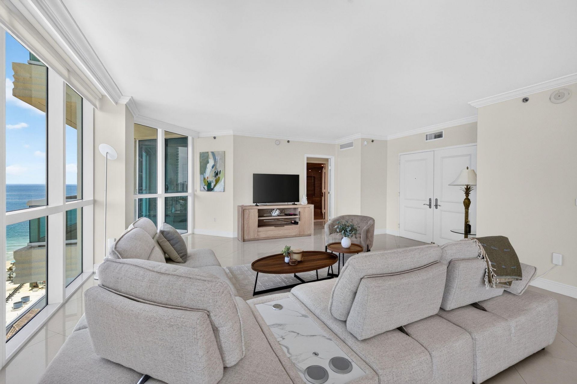 101 S Fort Lauderdale Beach Boulevard, Unit 1606, Fort Lauderdale, FL 33316 Photo
