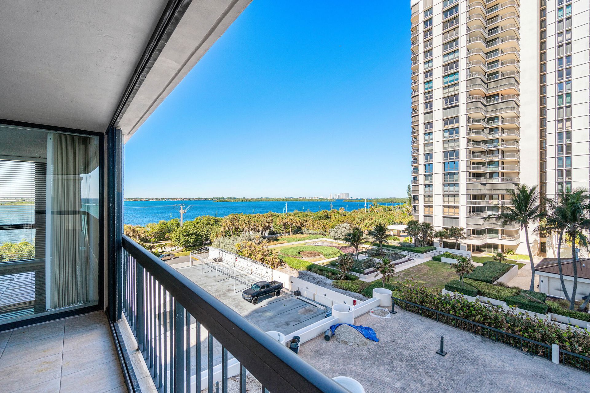 5380 N Ocean Drive, Unit 5g, Riviera Beach, FL 33404 Photo