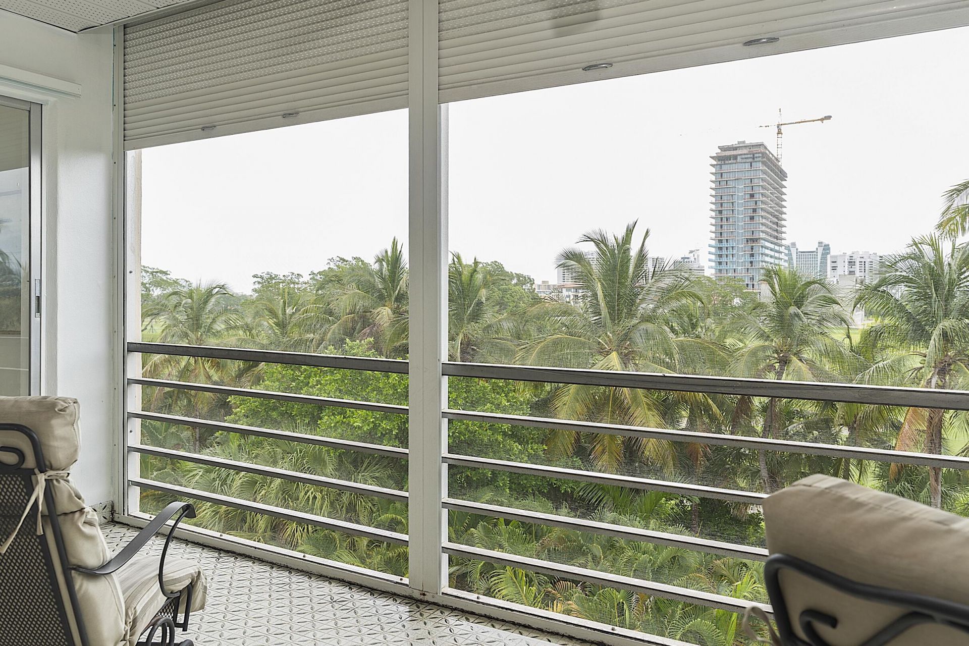 300 NE 14th Avenue, Unit 501, Hallandale, FL 33009 Photo