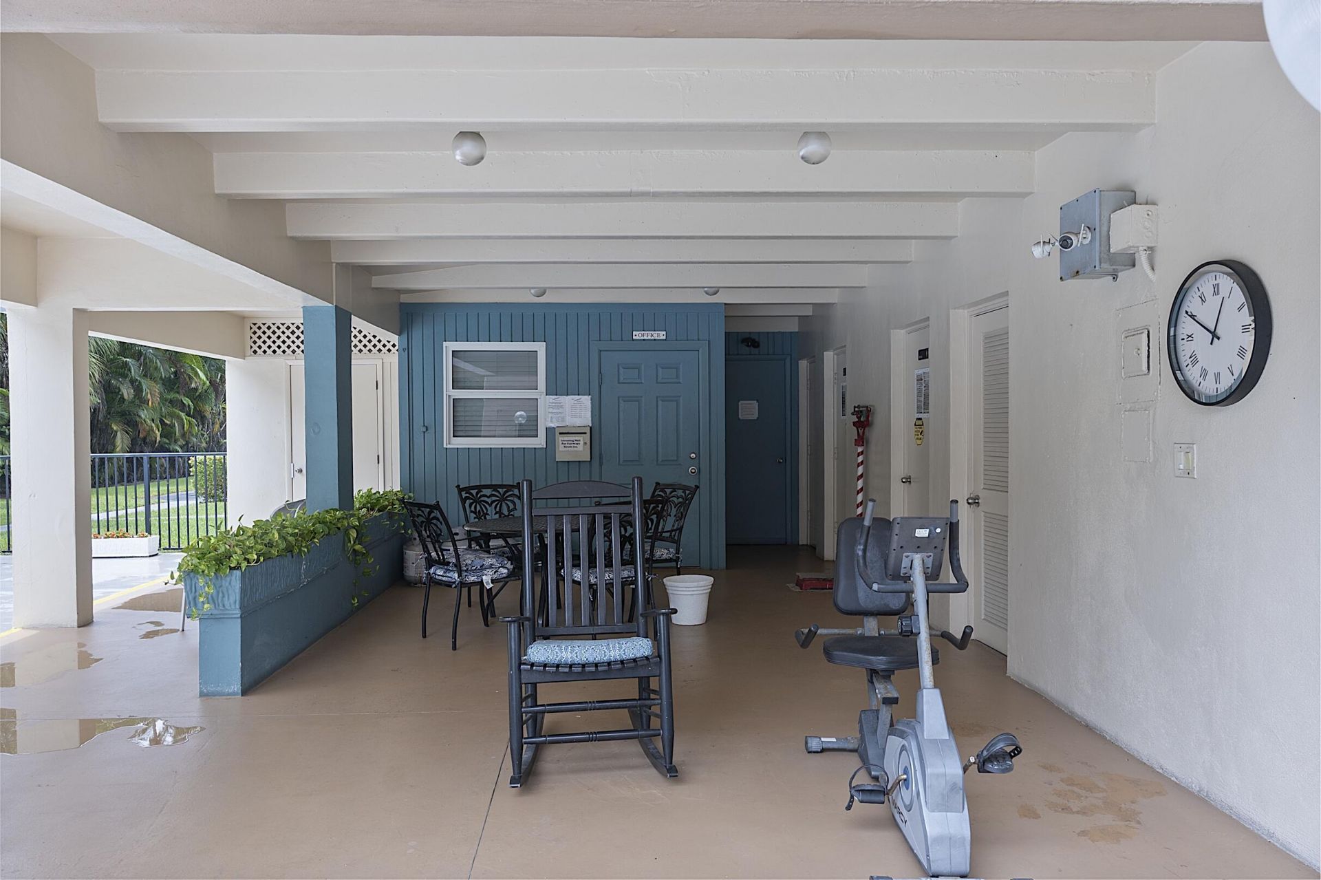 300 NE 14th Avenue, Unit 501, Hallandale, FL 33009 Photo