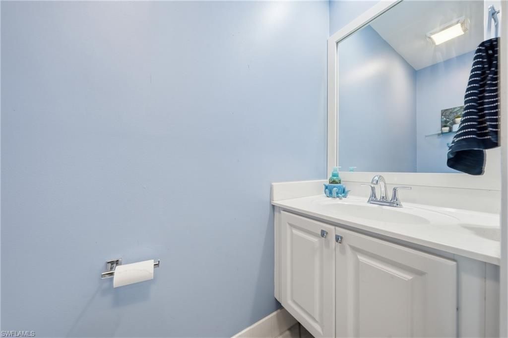 5661 Cove Cir , Unit 51, Naples, FL 34119 Photo