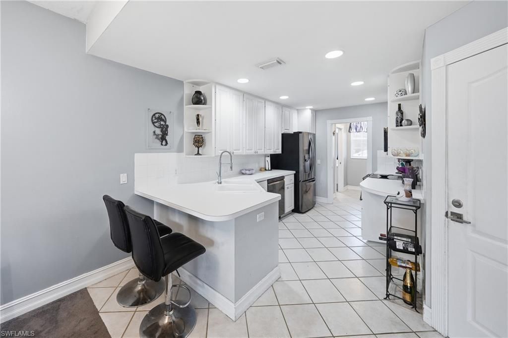 5661 Cove Cir , Unit 51, Naples, FL 34119 Photo