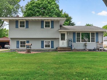 336 Sunrise Lane, Champlin, MN 55316