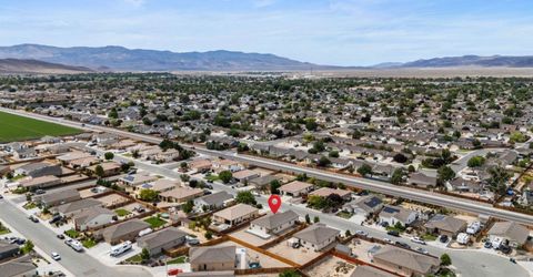 901 Jill Marie Lane, Fernley, NV 89408 Photo