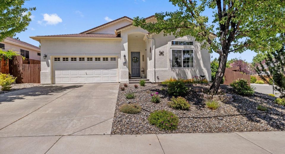 1064 Ridgefield Drive, Carson City, NV 89706 Photo