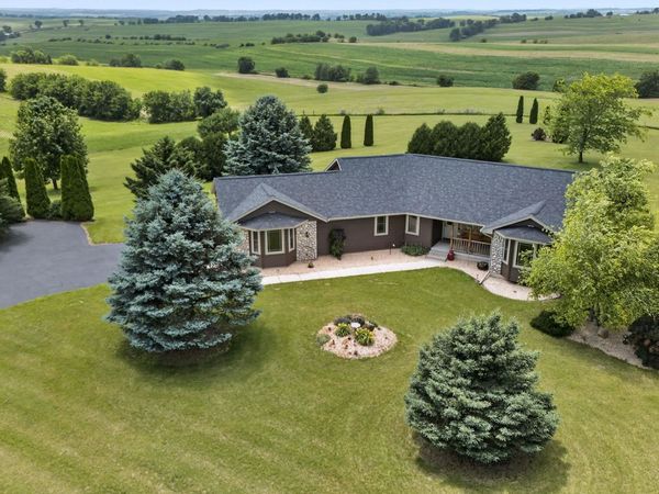 N7795 + L11 Panorama Road, Belleville, WI 53508