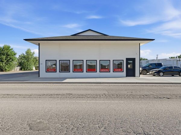 130 E 10th N, Mountain Home, ID 83647