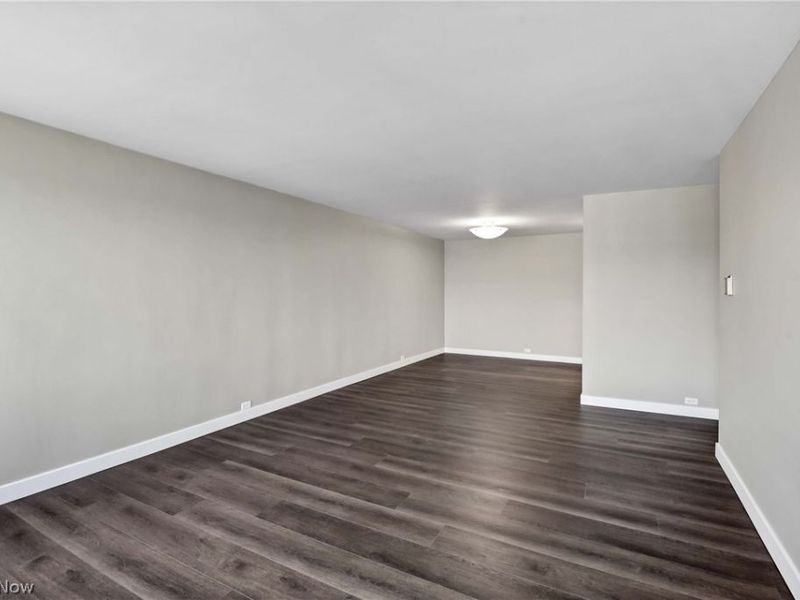 12700 Lake Avenue, Unit 2001, Lakewood, OH 44107 Photo 12