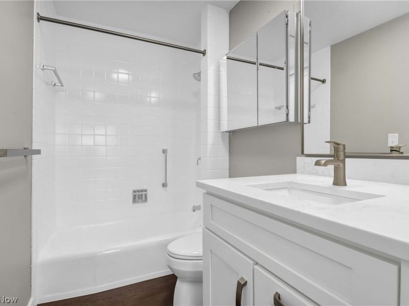 12700 Lake Avenue, Unit 2001, Lakewood, OH 44107 Photo 23