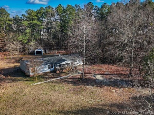 3600 Quarter Horse Run Lane , Parkton, NC 28371