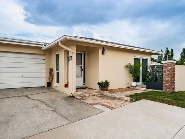 2735 SHERBROOKE LANE, Unit C, PALM HARBOR, FL 34684