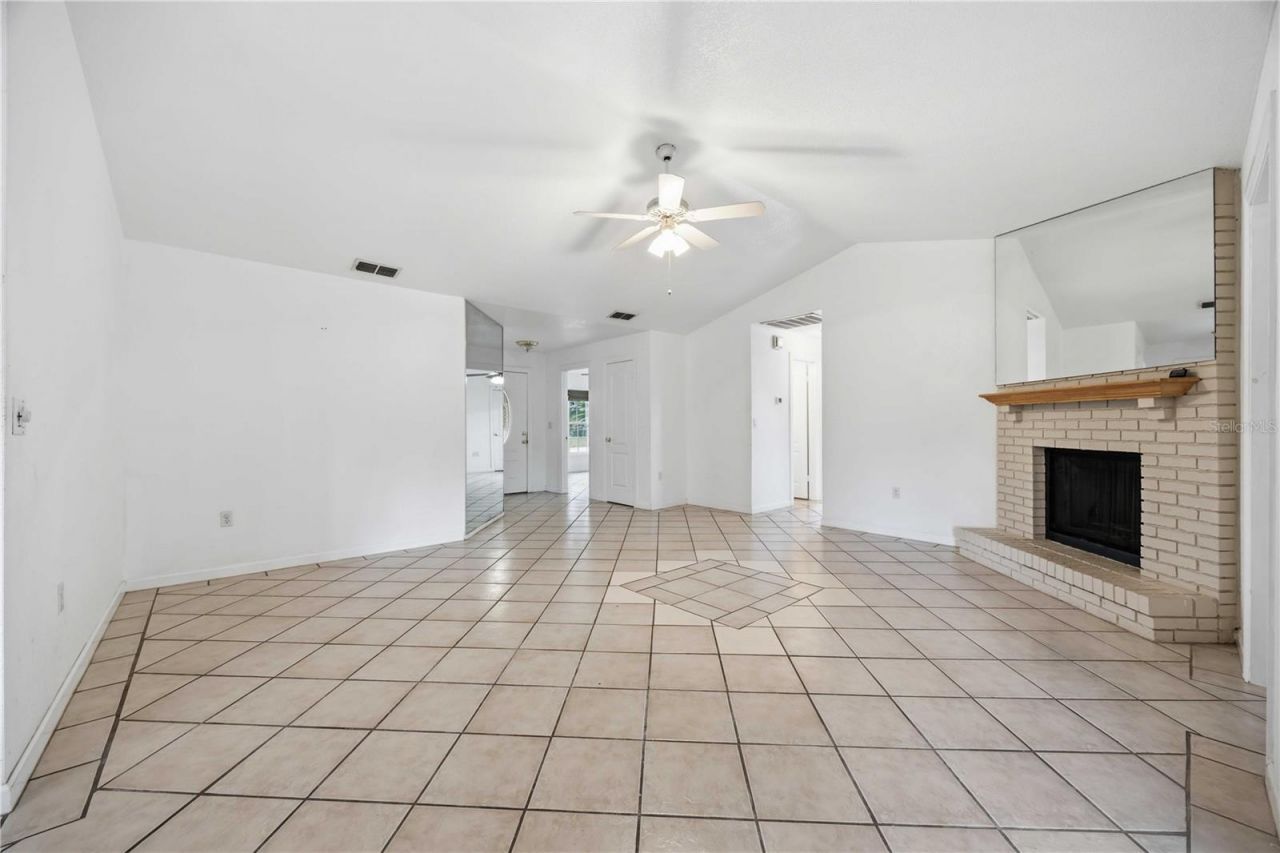 3615 Willow Wisp Drive S, Lakeland, FL 33810 Photo