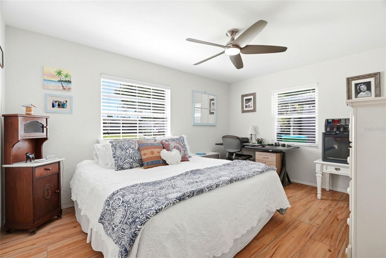 4822 60th Way N, Kenneth City, FL 33709 Photo