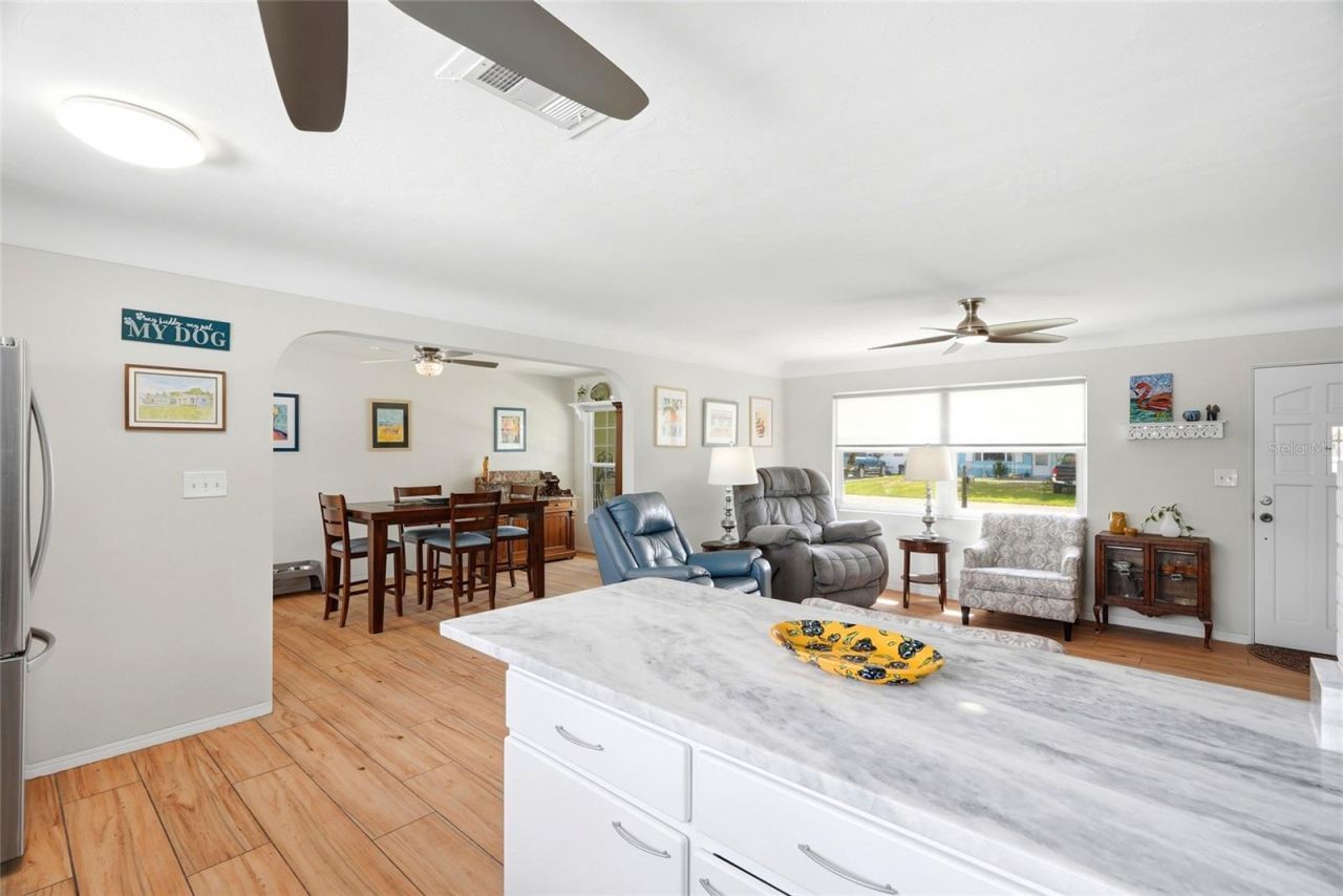 4822 60th Way N, Kenneth City, FL 33709 Photo