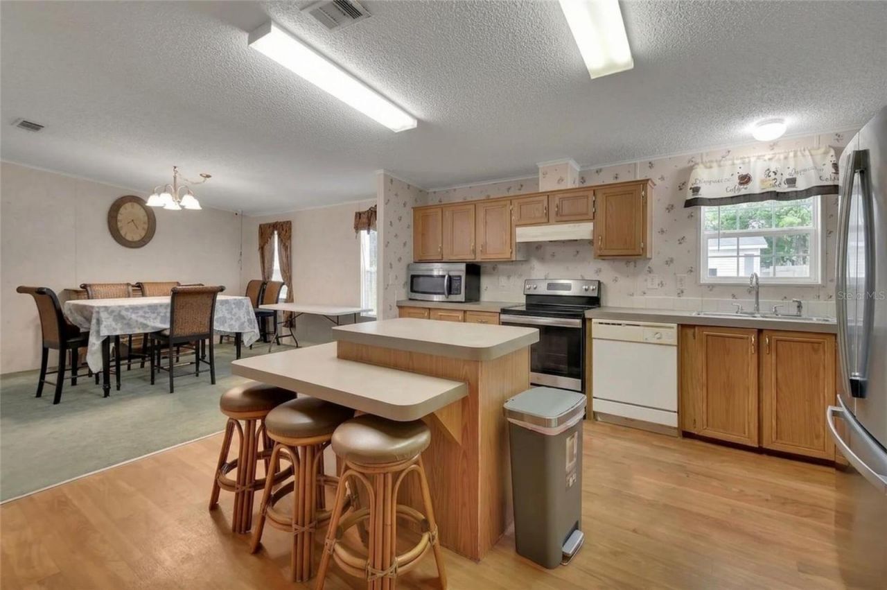 38846 Forest Drive, Eustis, FL 32736 Photo