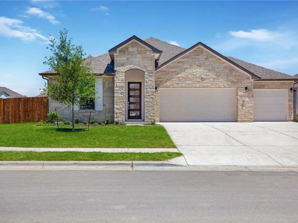 18021 Civorno DR, Pflugerville, TX 78660