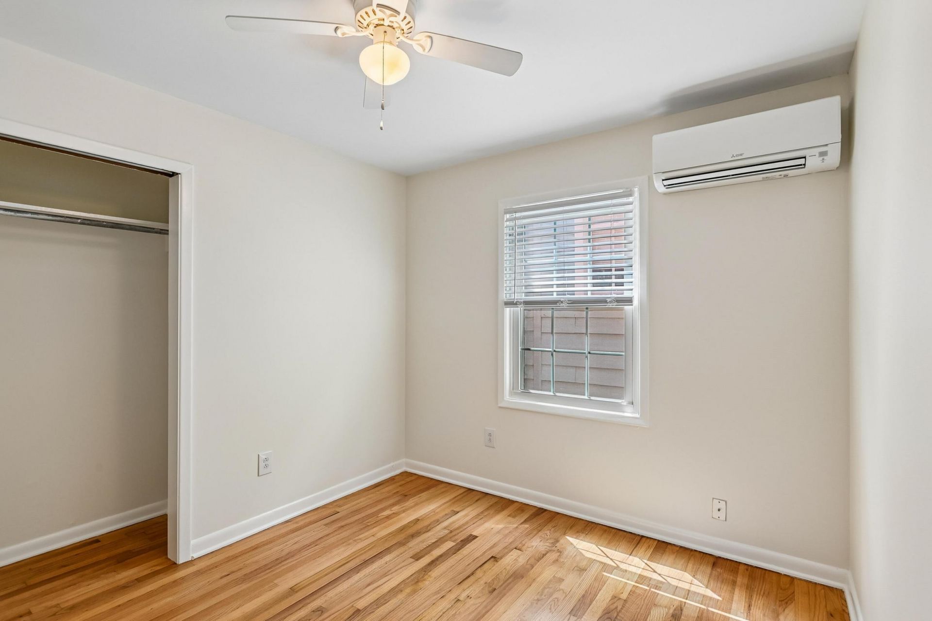 22 Pitt Street Photo 16