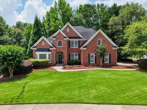 6915 Carmel Court, Suwanee, GA 30024