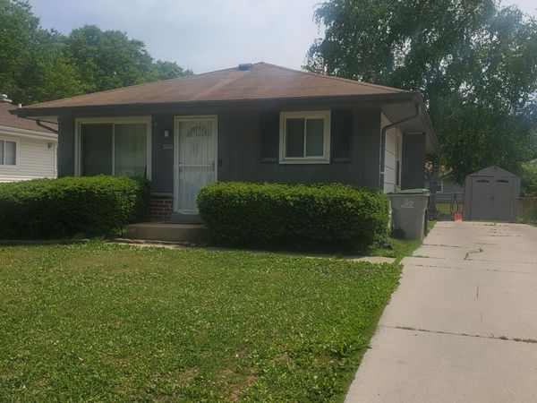 6716 N 55th St, Milwaukee, WI 53223