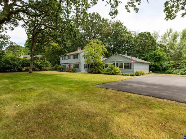 1640 NE Holly Oak Pl, Corvallis, OR 97330