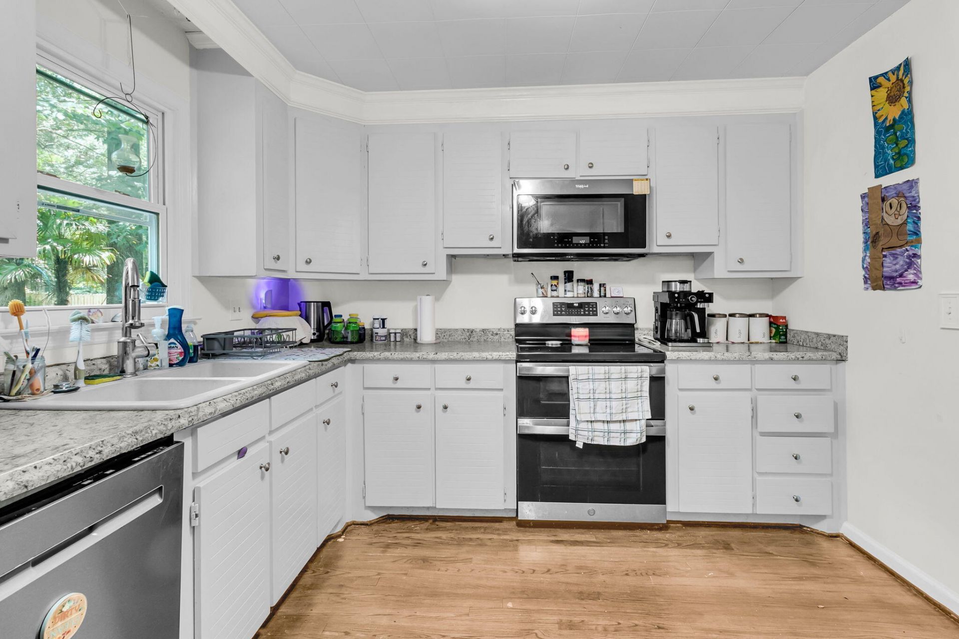 107 Westminster Avenue Photo 16