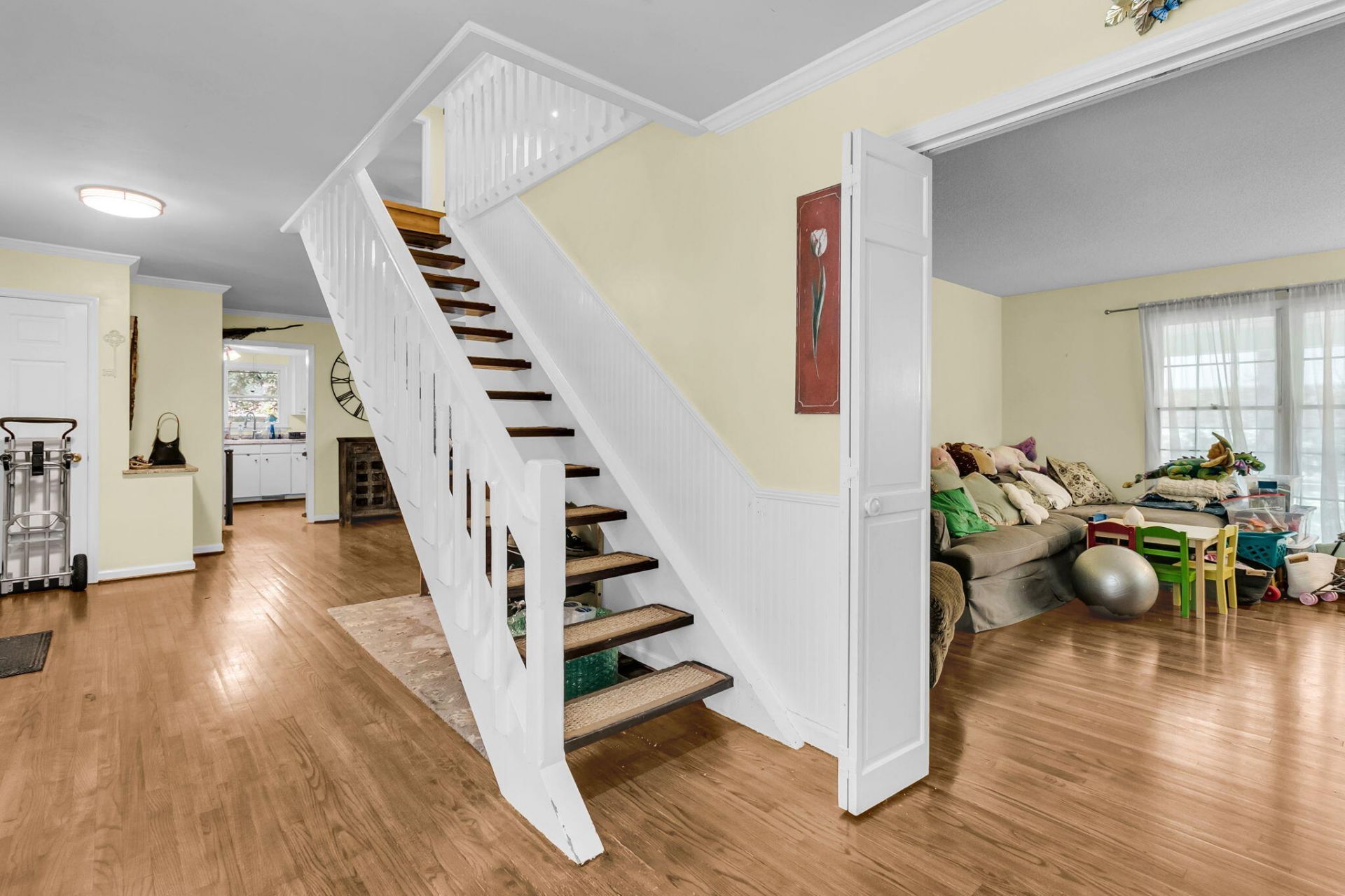 107 Westminster Avenue Photo 17