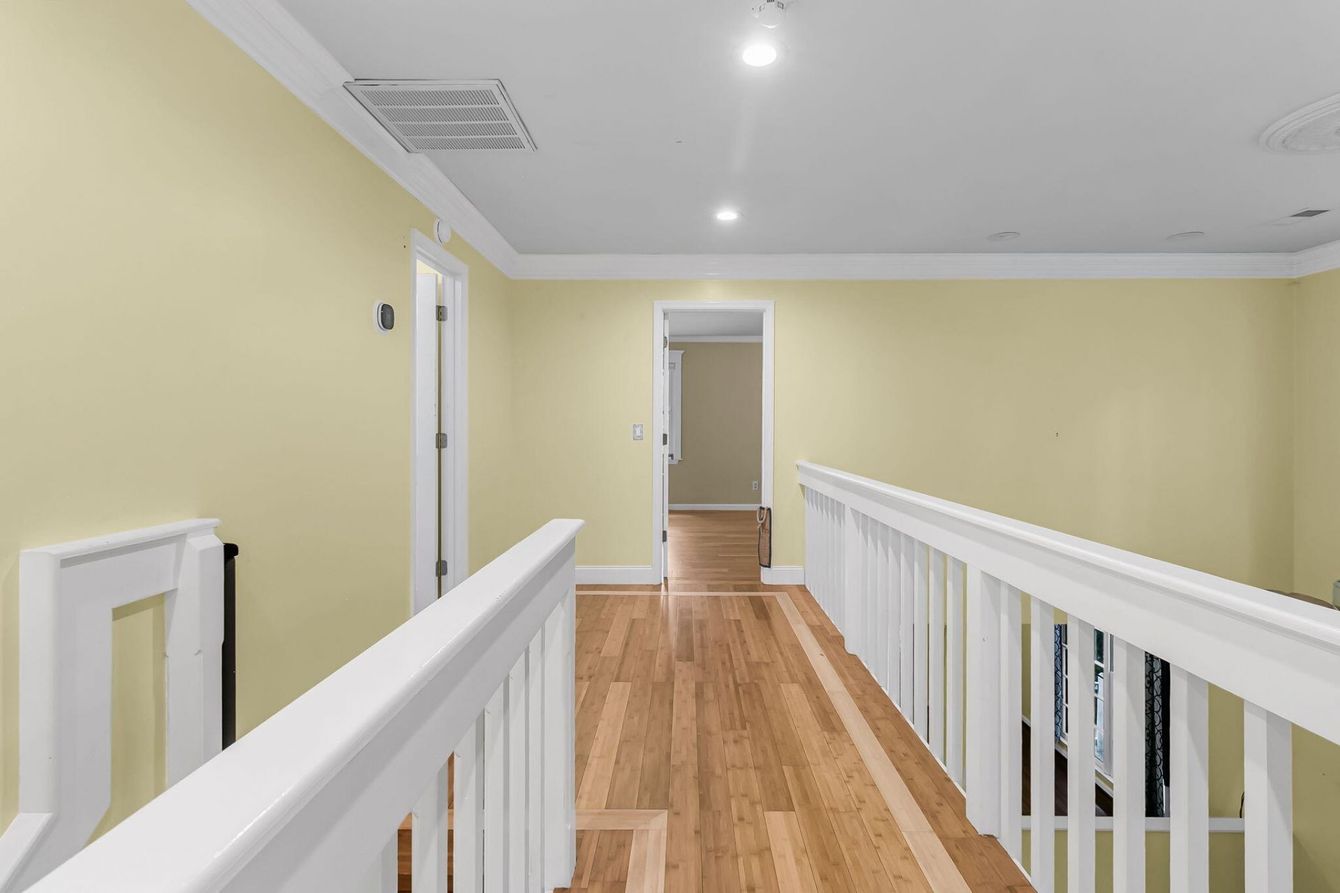 107 Westminster Avenue Photo 18