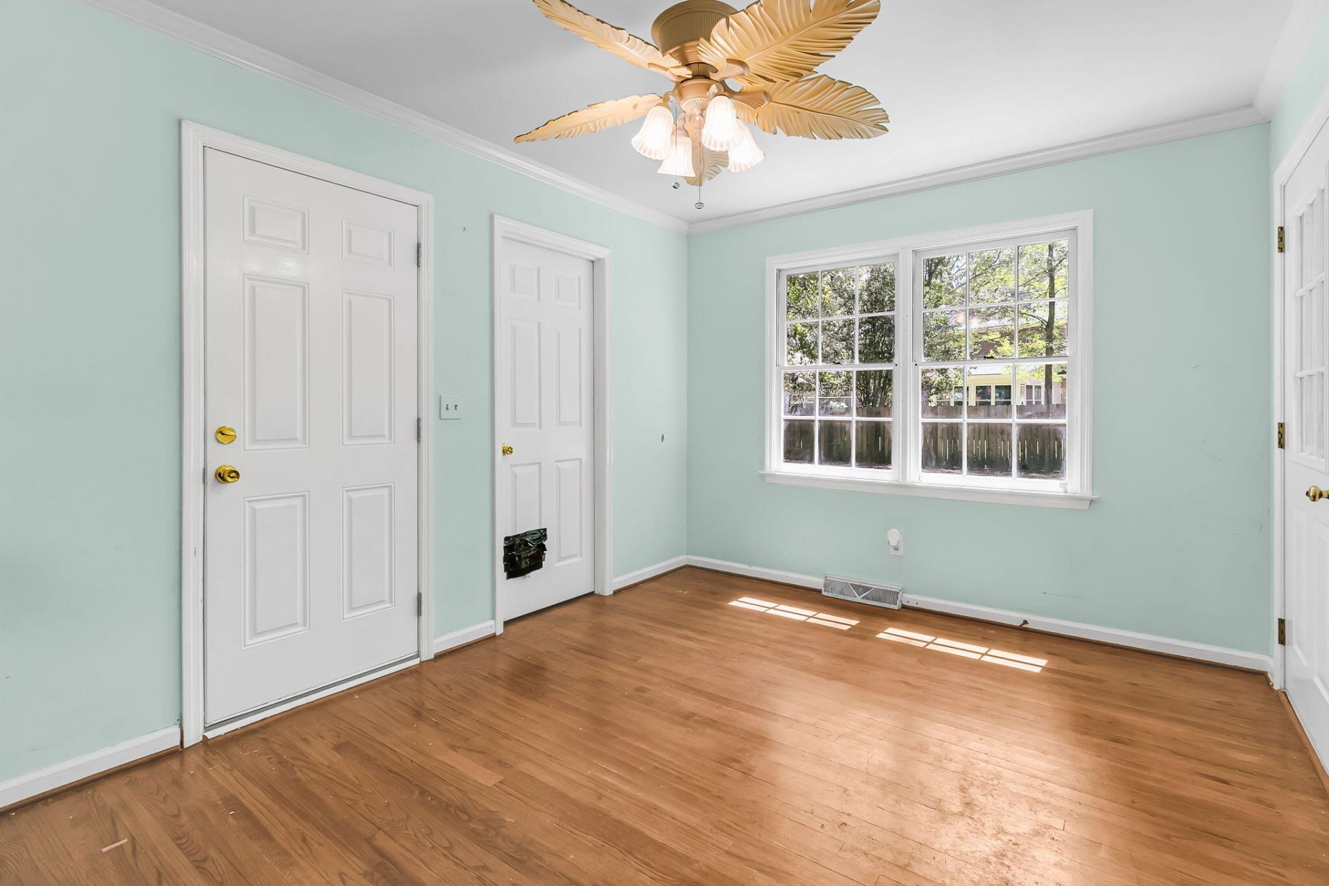 107 Westminster Avenue Photo 22